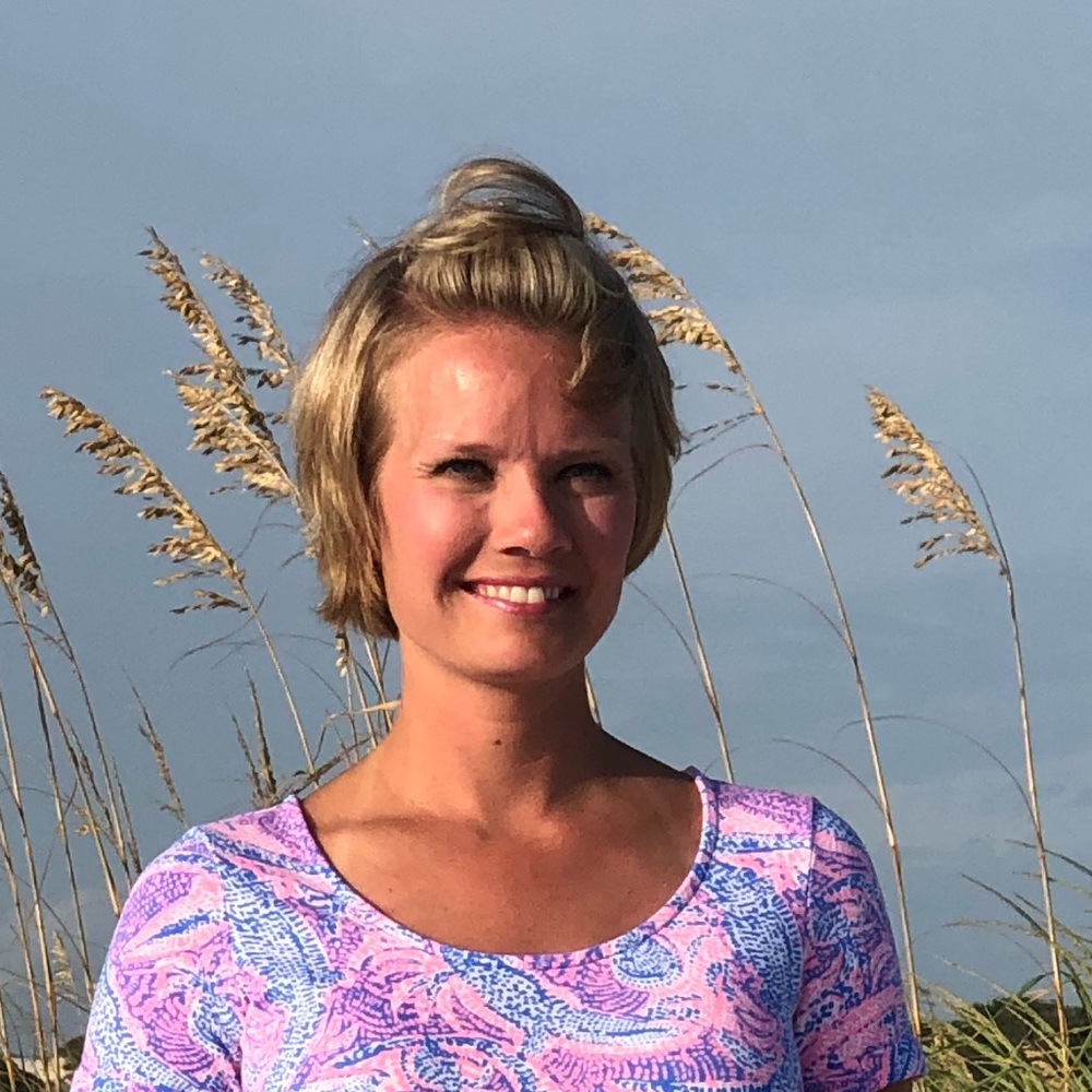 Meet your Posher, Alicia
